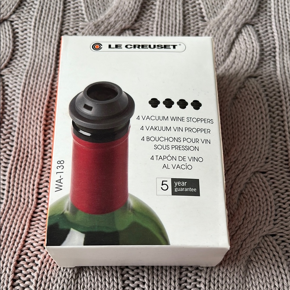 Le Creuset Vacuum Wine Stoppers